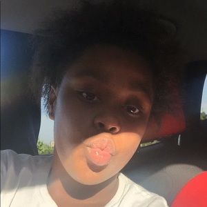 Meet your Posher, Camirah